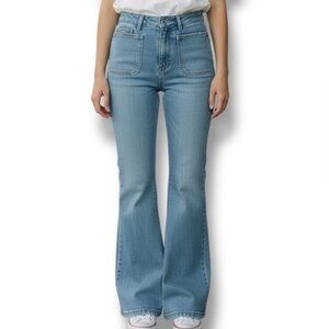 Hollister Curvy Vintage Flare Light Wash Pocket Jeans sz 0 / 24